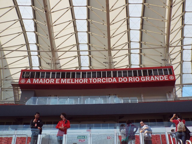 随着时间的 随着时间的